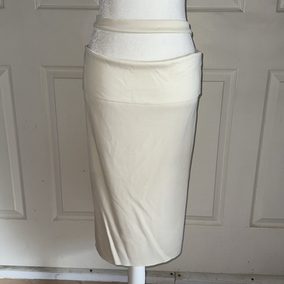 NWT Khy Stretch Cut Out Skirt In Cream Knit - Picture 5 of 7